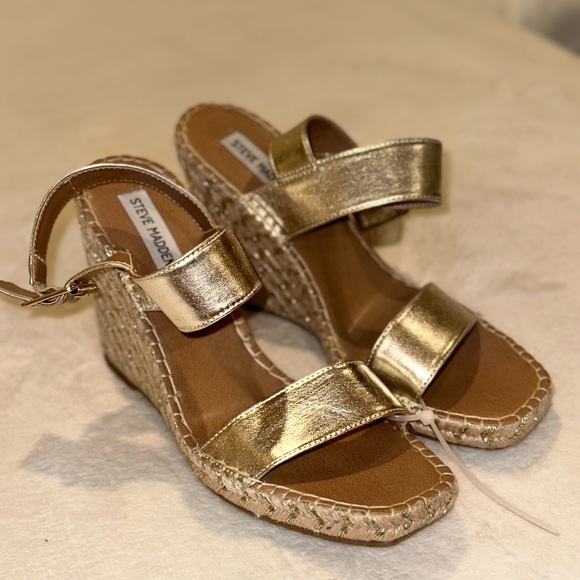 Steve Madden Shoes - Steve Madden Size 9.5 URI Wedge Sandals